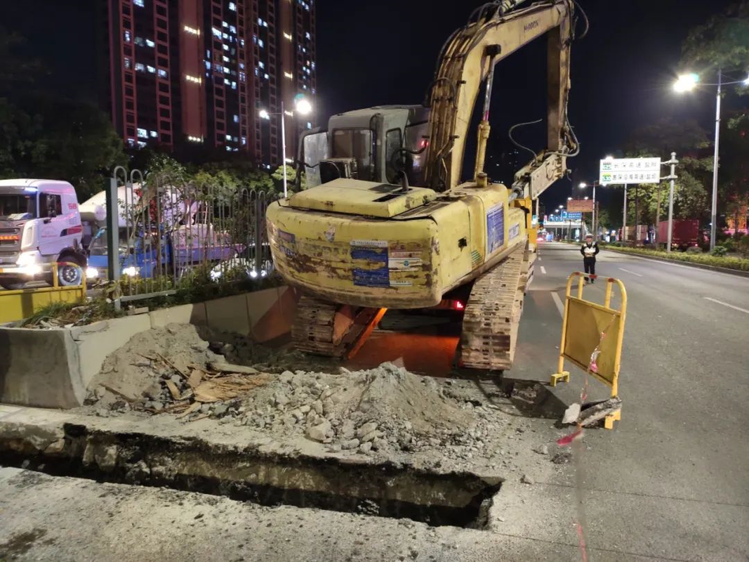 《深圳市占用挖掘道路管理办法》4月3日起实施 同位置施工将同时段进行，规范道路挖掘中介